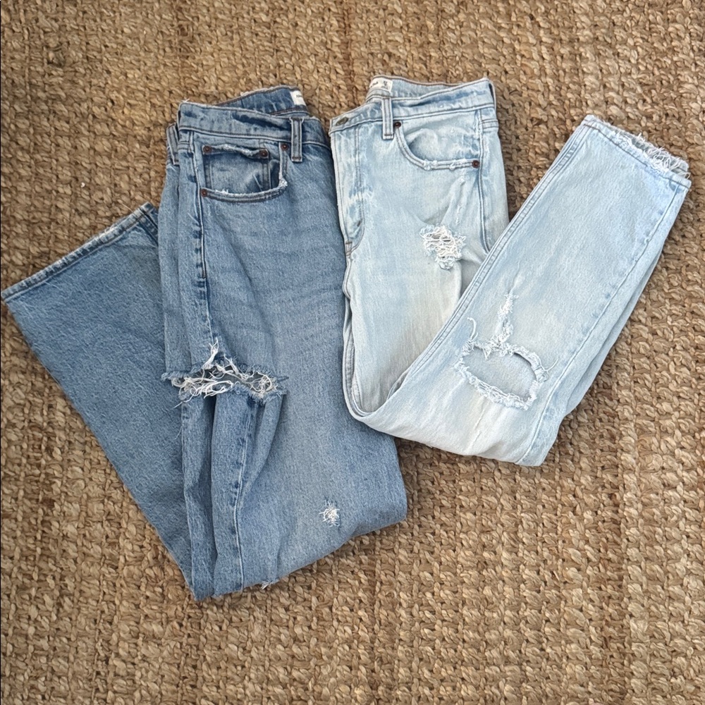 Abercrombie 90s low rise, the mom high rise Distressed Women’s Jeans bundle